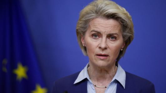 Председателят на ЕврокомисиятаУрсула фон дер Лайен смята че западните санкции