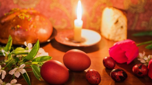 Велика събота е последният ден от Страстната седмица предшестващ Великден