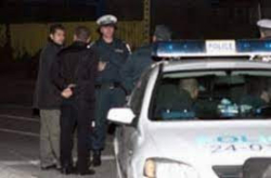 Полицията в Петрич арестува снощи известния уличен дилър Дончо Баретата