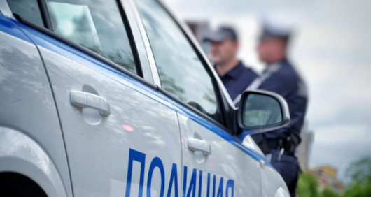 Полицейски служители на РУ-Гоце Делчев работят по получен сигнал от