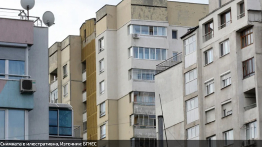 Тристайните панелки в Бургас стигнаха цени от 90 000 евро,
