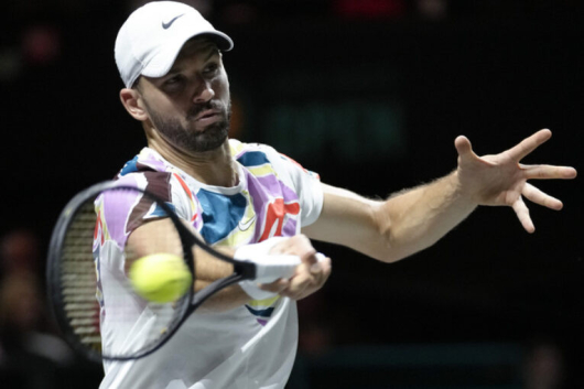 Най-добрият български тенисист Григор Димитров отпадна на полуфиналите на турнира