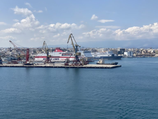 Атина. Морският транспорт в Гърция ще стачкува на 1 май.