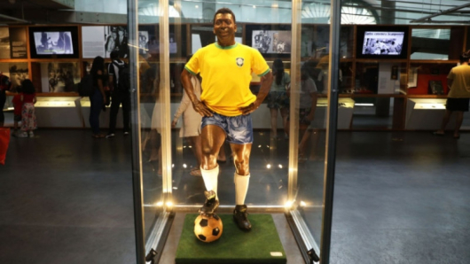 Половин година след смъртта на най-голямата футболна легенда в историята