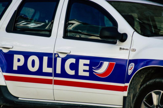 Нападение с нож над деца във Франция, съобщи BBC. При
