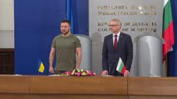 Той се срещна с правителството на Николай Денков, с президента