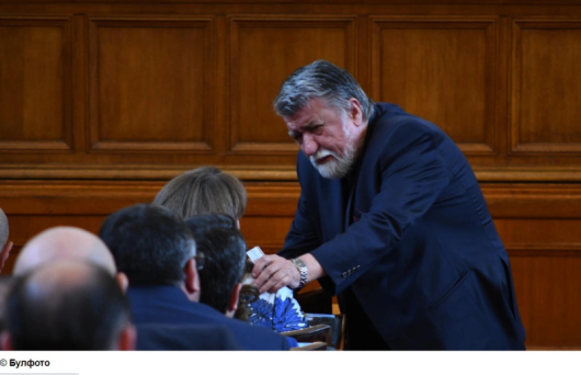 Депутатитеприеха оставкатана народния представител от ГЕРБ СДСВежди Рашидов За гласуваха
