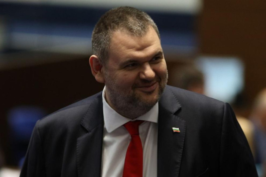 Делян Пеевски ще се кандидатира за председател на ДПС.Това заяви