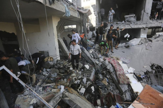 Най-малко22-ма души бяха убитипри израелски удари тази нощ срещу град