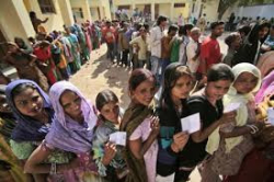 В Индия се провеждат най-мащабните избори в света. Страната е