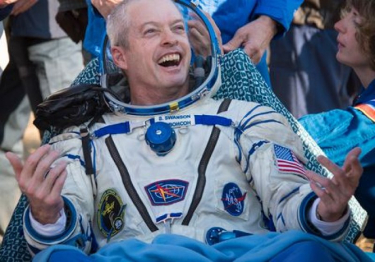 В ново интервю за CNN астронавтът на НАСА Стив Суонсън