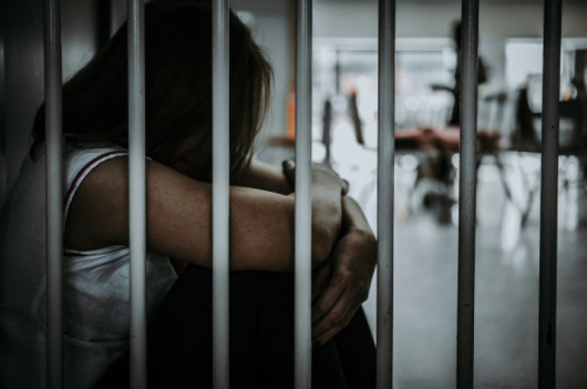 Вчера кюстендилски полицаи са задържали 22 годишна жена от с Фролош