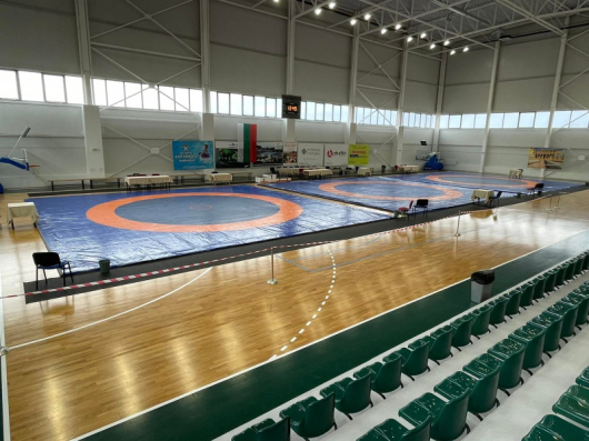 Спортна зала Сандански посрещна Държавния личен шампионат по борба за