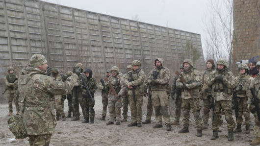 Русия е изтеглила войските си които са обграждали Киев след