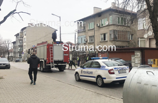 Пожар на ул Иван Гарванов в Благоевград вдигна на крак