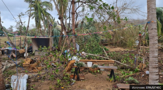 Девет души са загинали в следствие на преминаване на урагана