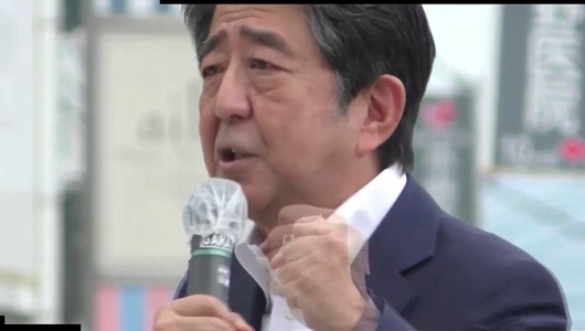 Бившият японски премиер издъхна в болницаБившият японски премиер Шиндзо Абе
