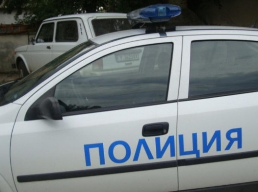 Полицейски служители на 01 РУ Благоевград работят по получено съобщение за