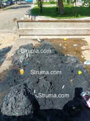 Скали от чорапогащи в канализацията на Благоевград това откриха работници