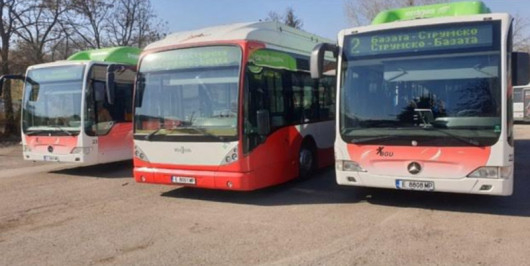 Автобусите по извънградските линии от и до Благоевград се движгат