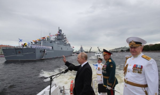 Руският президент Владимир Путин е сменил командващия на Черноморския флот