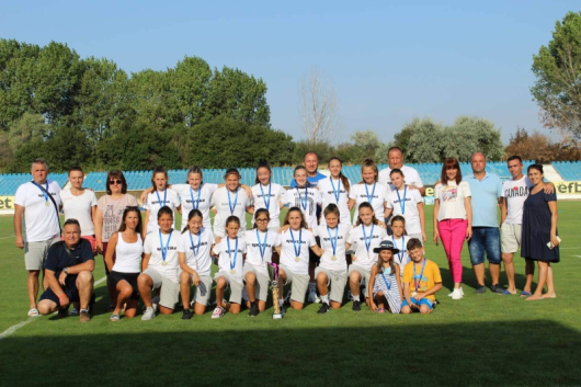 Четири от футболистките на благоевградския Спортикаполучиха повиквателни за лагера на