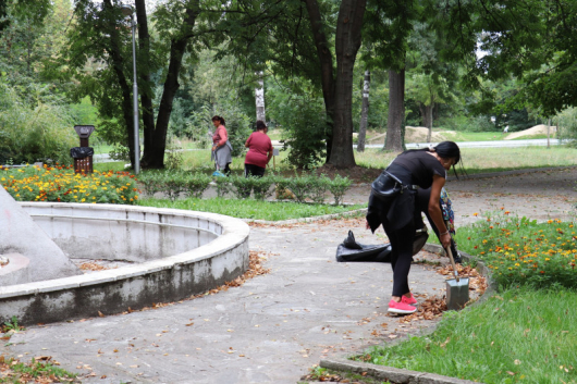 Общинска администрация Банско се включи в доброволческата инициатива Да изчистим