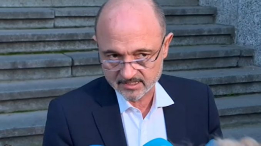 Здравният министър Асен Меджидиев пристигна в Перник за да се