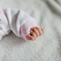 Жена е родила бебе след трансплантация на матка в Турция