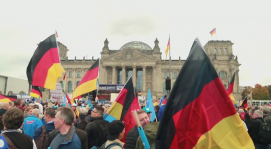 Хиляди протестираха в Берлин срещу високите цени на енергията и