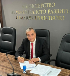 Кметът на Благоевград Илко Стоянов подписа договор за финансиране на