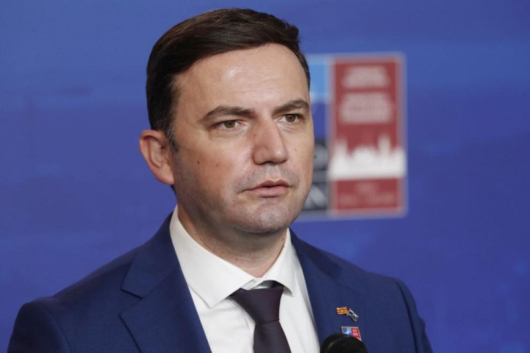 Министърът на външните работи на РС МакедонияБуяр Османи няма да