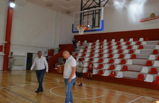 Баскетболната зала в СК Пирин вече е с нова модерна
