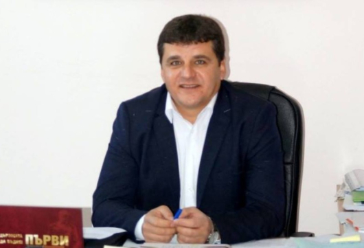 Кметът на община Струмяни Емил Илиев въведе със своя заповед