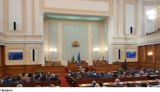 Народните представители одобриха решението заоказване на военна и военно техническа