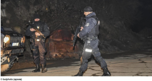 Нелегалнимигрантиса нападнали жандармеристи с камъни на АМ Тракия до тунел