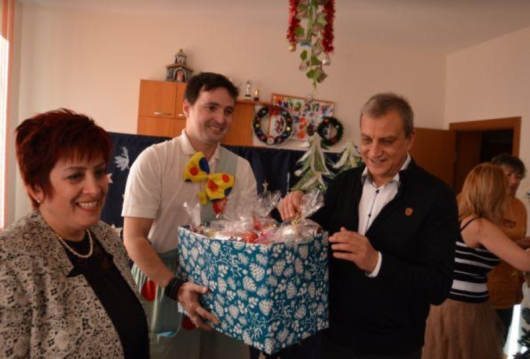 Кметът Илко Стояновприсъства на тържества,организирани по повод предстоящите коледни празници