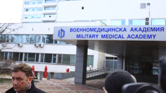Лекари отВоенномедицинска академия оперираха нападнатия секретар на българския клуб Цар