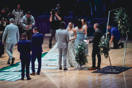 Да се ожениш на полувремето на мач от НБА Сватбата