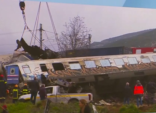 Няма информация за пострадали българи при влаковата катастрофа в Гърция