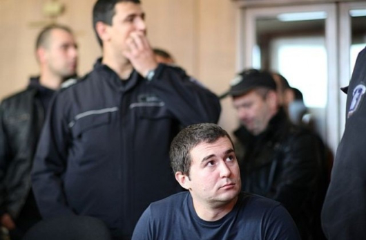 Задържаха в Узбекистан осъдения заубийството пред дискотека Соло в София