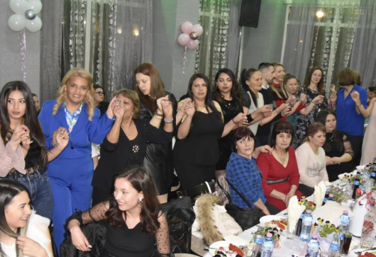 Осми март отпразнуваха и жените от село Крупник Ресторантът се