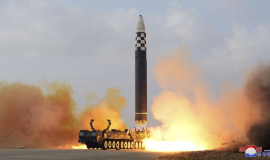 Северна Кореяе изстреляла тази сутрин неустановен засега брой крилати ракети