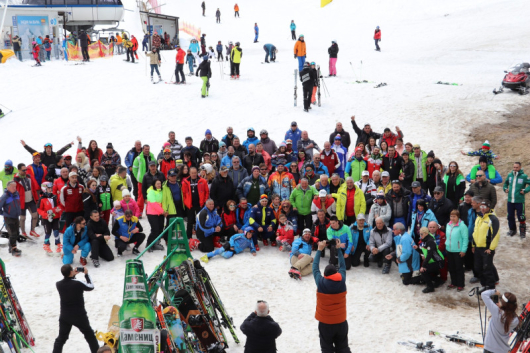 Традиционното състезание по ски за ветерани бе последното от зимния