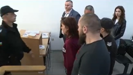 Районният съд в Пловдив остави за постоянно в ареста мъжа