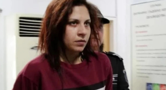 Бърз кредите причината 29-годишната Маргарита Маринова, заловена заедно с мъж