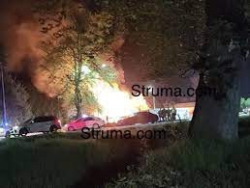 Камион Волво собственост на благоевградска строителна фирма изгоря напълно
