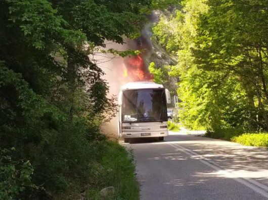 Българският автобус който се запали в Гърция е собственост на