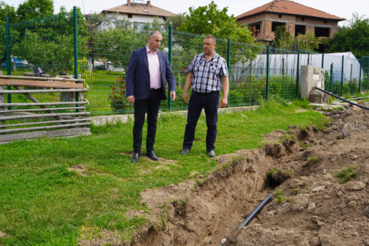 Община Разлог започна изграждането на свързваща водопроводна мрежа на крайните