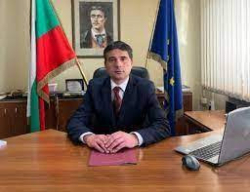 България вече има редовно правителство а с него идват и